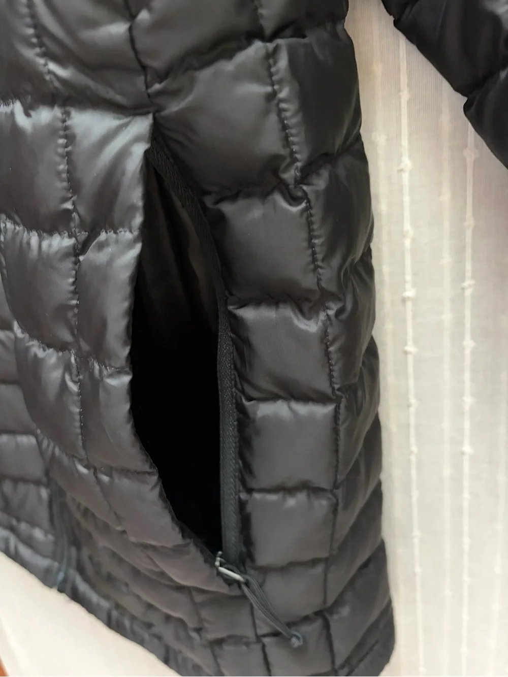 The North Face Mens Black ThermoBall Eco Quilted Full Zip Jacket Small S